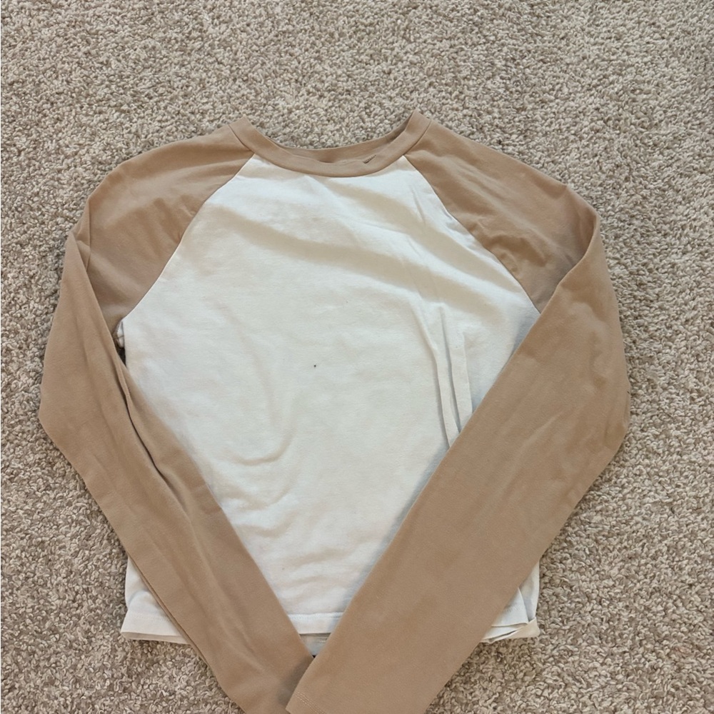 H&M Cream and Tan Long Sleeve Tee